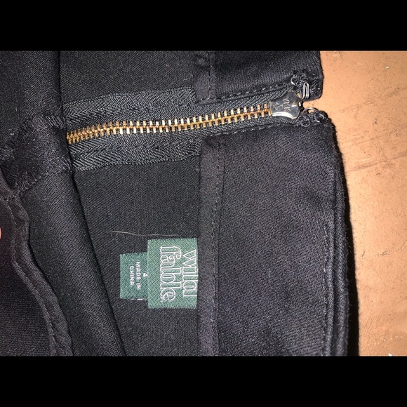 Black jean skirt - Picture 3 of 4